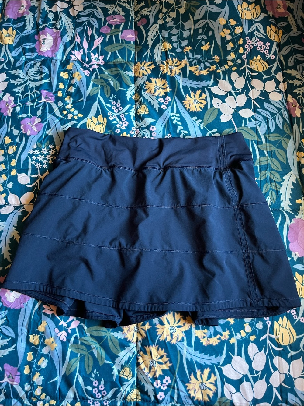 lululemon athletica Pace Rival Navy Blue Athletic Skirt Women’s Size 8 Tall